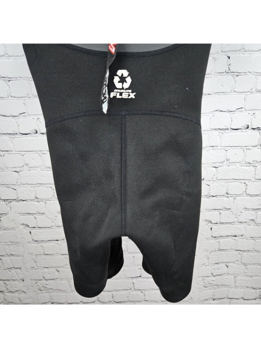 Incite Cabela's Black 2:2 Aqualite Short Sleeve Shorty Springsuit Wetsuit Medium - Picture 8 of 10